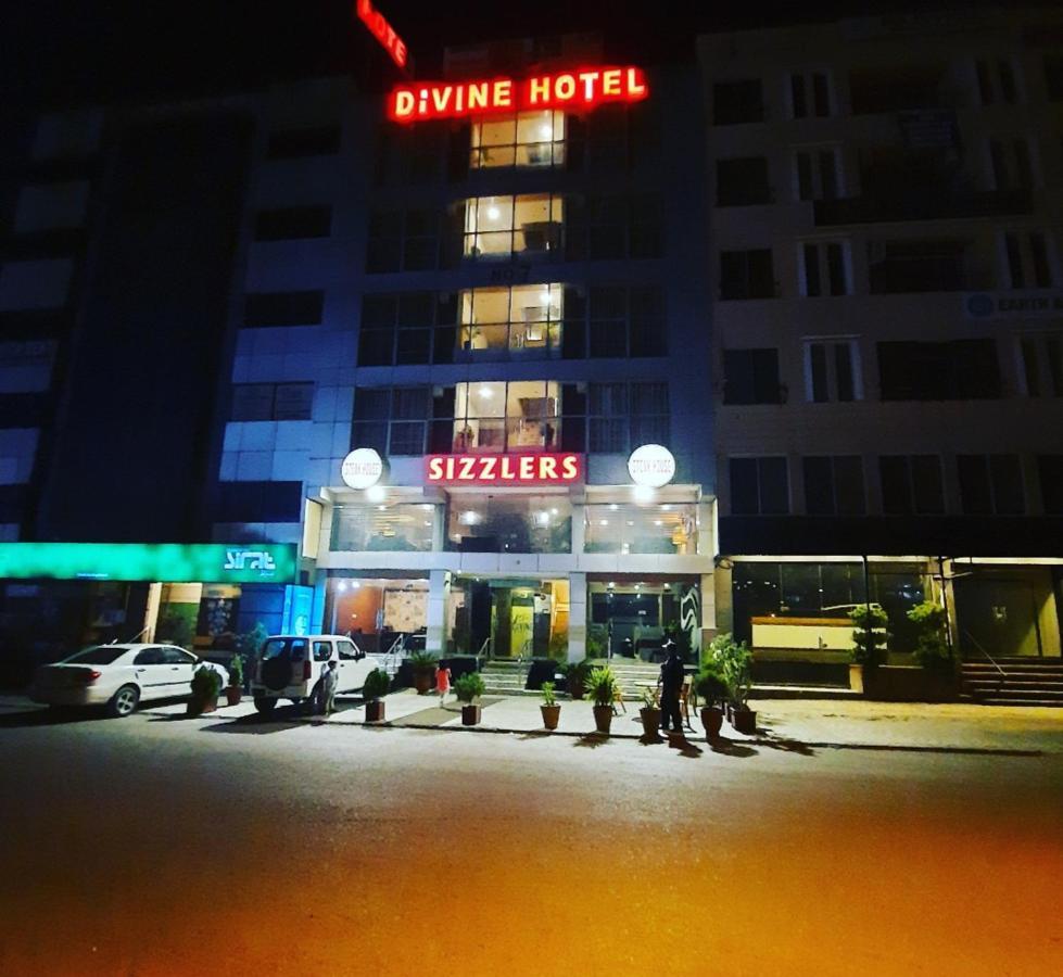 Divine Hotel Rawalpindi Exterior foto